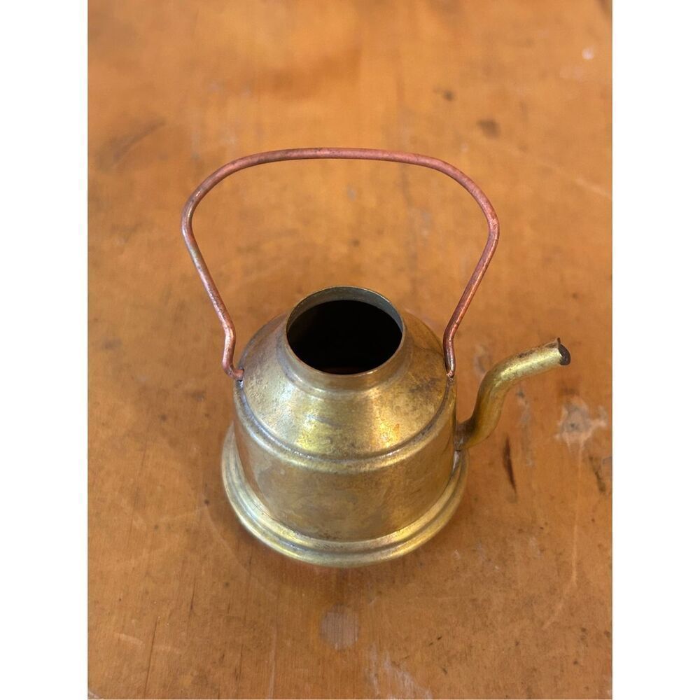 ANTIQUE HANDMADE SOLDERED MINI COPPER BRASS KETTLE 2.25" HOLLAND (6854)